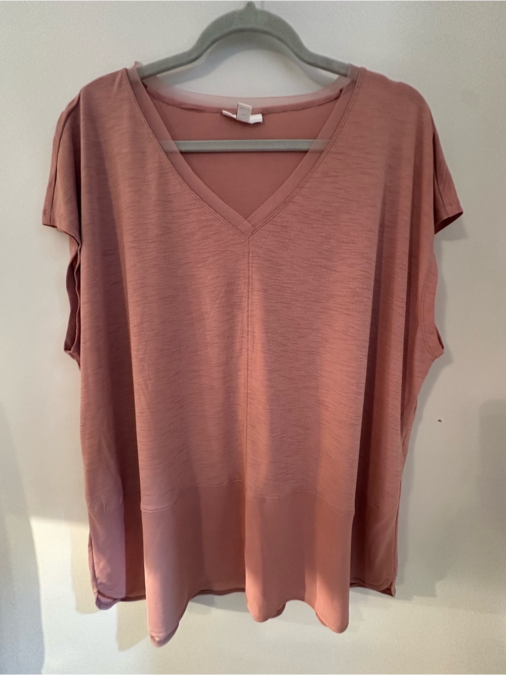 Bar III V-Neck Short Sleeve Tunic in Rose